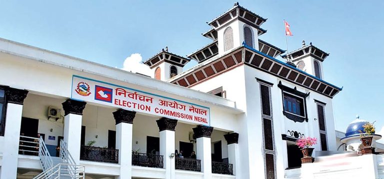 आचारसंहितासँग सम्बन्धित १६ सय बढी उजुरी निर्वाचन आयोगमा